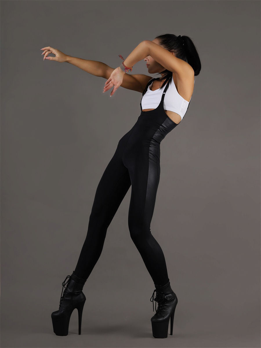 Dorothea Askılı Tulum ve Bra