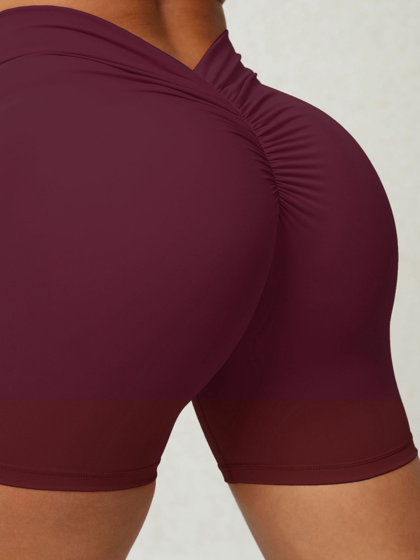 Cessida Tayt, Şort ve Bra