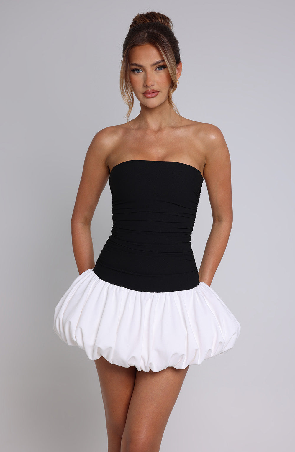 Robe courte Gemma - Noir/Blanc